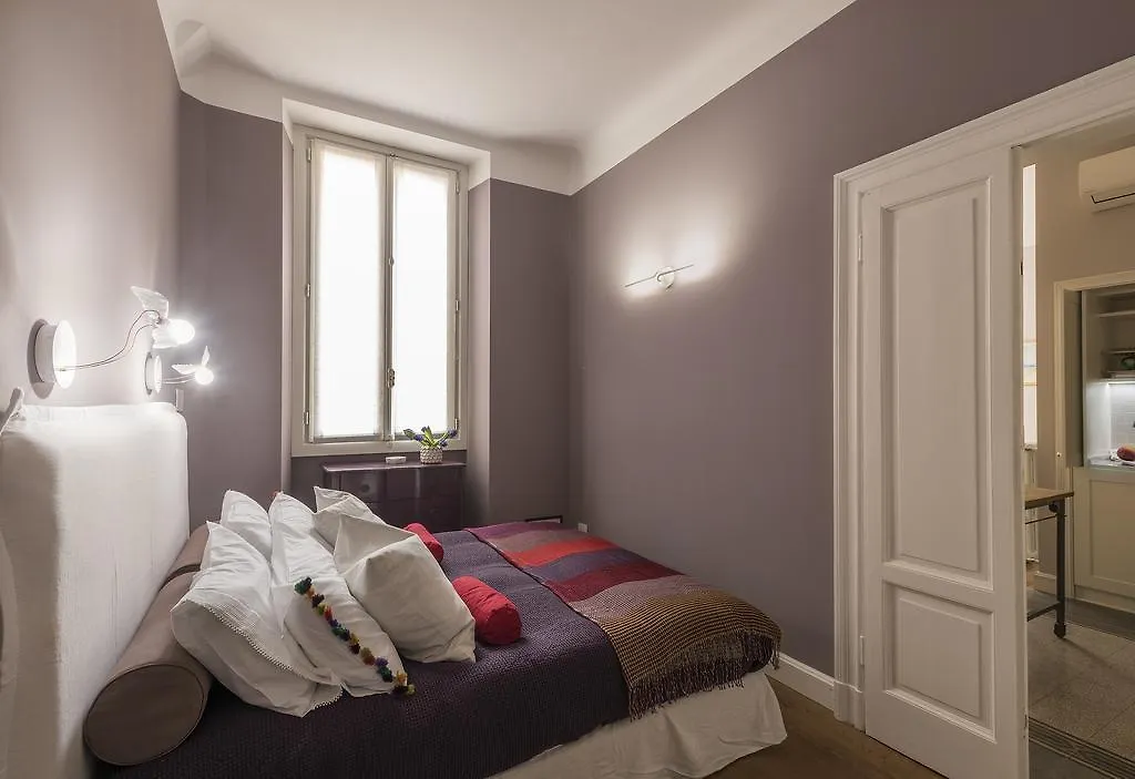 Zebra Rosso Apartment Milan Italy
